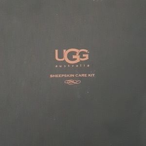 Ugg sheepskin care kit